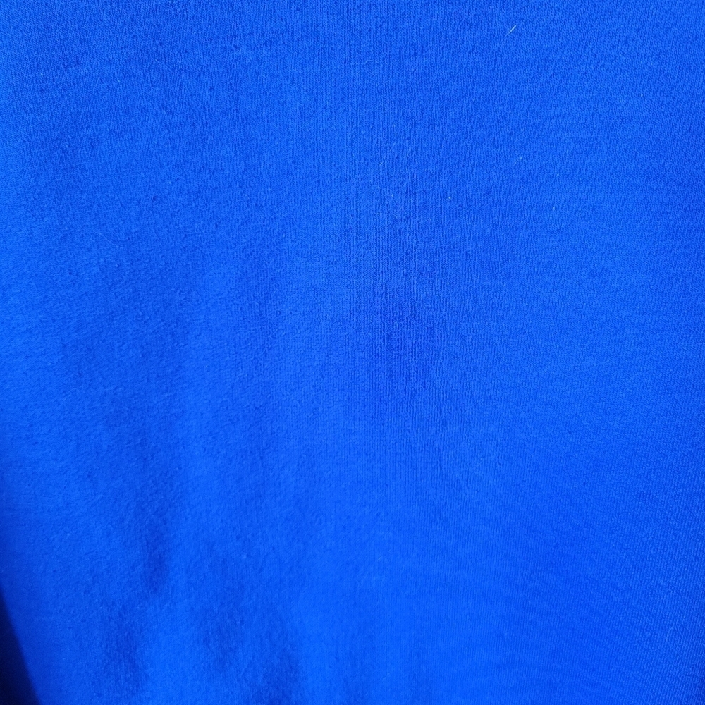 Medium Sweater - Picture 5 of 5